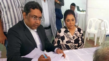 বিএনএম এর প্রার্থী ও সংগীতশিল্পী ডলি সায়ন্তনী মনোনয়ন বাতিলের বিরুদ্ধে ইসিতে আপীল