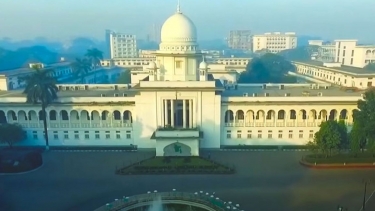 ‘রাজাকার’ ছাড়া দেশের সব নাগরিককে মুক্তিযোদ্ধা ঘোষণা চেয়ে রিট