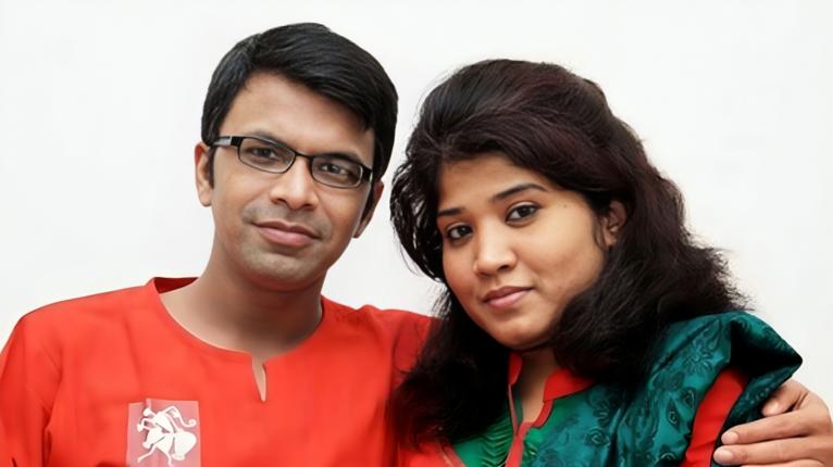 মাছরাঙা টেলিভিশনের বার্তা সম্পাদক সাগর এবং তার স্ত্রী এটিএন বাংলার সিনিয়র রিপোর্টার রুনি।
