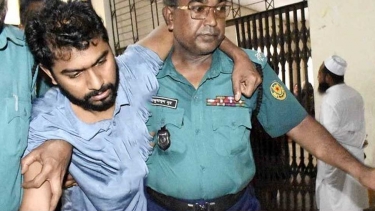 <small>সেতু ভবনে হামলার মামলা</small> রিমান্ড শেষে কারাগারে নুরুল হক নুর