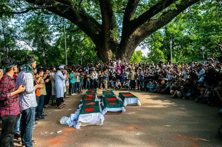 উস্কানি দেয়ায় ৩২ সাংবাদিকসহ ৫২ জনের বিরুদ্ধে আন্তর্জাতিক অপরাধ ট্রাইব্যুনালে অভিযোগ দাখিল