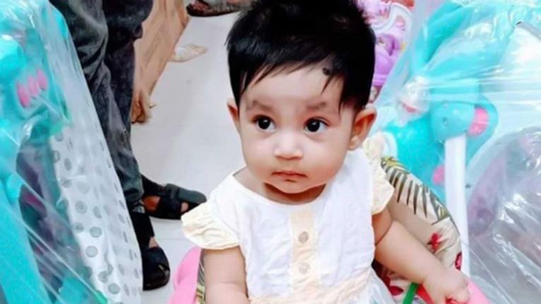 মায়ের মুখে স্প্রে করে ৮ মাস বয়সী শিশুটিকে নিয়ে যায় ডাকাতরা: র্যাব
