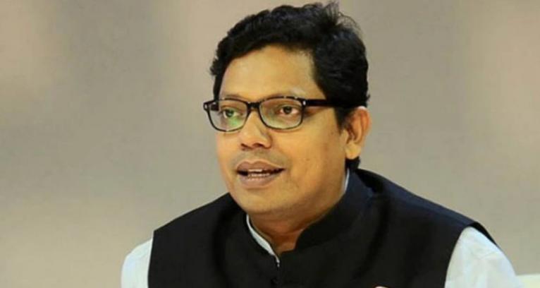 ৫ হাত লম্বা ৪ হাত চওড়া সেলে ফাঁসির দণ্ডপ্রাপ্তদের সঙ্গে রাখা হয়েছে