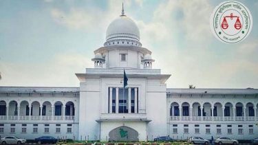 <small>আপিল বিভাগে রিভিউ</small> রাষ্ট্রীয় পদমর্যাদা ক্রম সংশোধনে দ্রুত শুনানির আবেদন