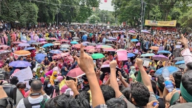 <small>একের পর এক আন্দোলন</small> যৌক্তিক-অযৌক্তিক সব দাবিতেই রাজপথ গরম