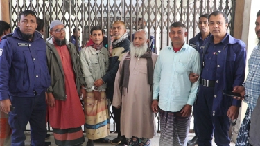 নওগাঁয় হত্যা মামলায় ৫ জনের যাবজ্জীবন