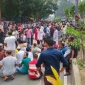 নগর জুড়ে দাবি আদায়ের মিছিল: এই দুর্ভোগের শেষ কোথায়?