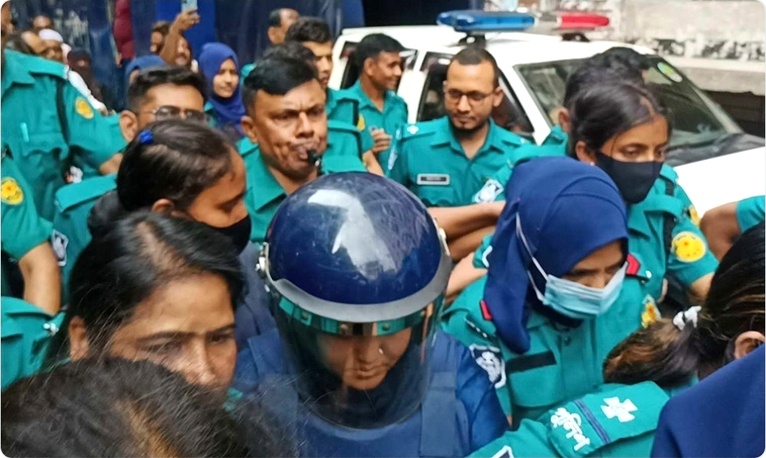 ৪ দিনের রিমান্ড শেষে মমতাজ কারাগারে