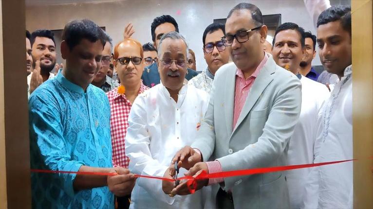 ব্যারিস্টার সায়েমের ‘ল টেম্পলের’ আনুষ্ঠানিক উদ্বোধন