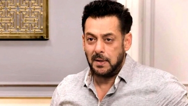কড়া নিরাপত্তাবলয়ে থেকেও শঙ্কায় সালমানের জীবন!