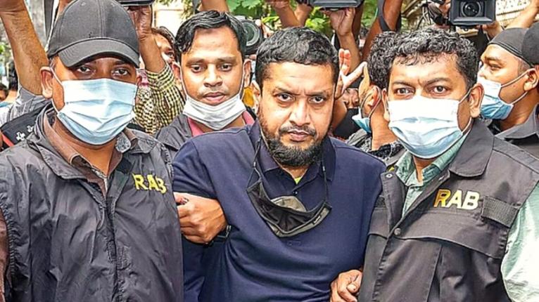 এবার দুদকের মামলায় খালাস গোল্ডেন মনির
