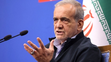 ইসরাইলের হত্যাচেষ্টায় সামান্য আঘাত পান ইরানের প্রেসিডেন্ট