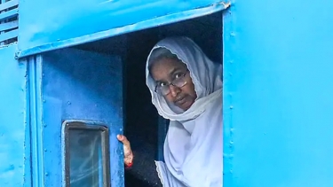 <small>মানিলন্ডারিংয়ের মামলায় গ্রেপ্তার দীপু মনি</small> ‘আমার এতো ব্যাংক হিসাব নিজেও জানি না’