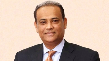 সাবেক ভূমিমন্ত্রী সাইফুজ্জামান ও পরিবারের ৫৭৬ কোটি টাকা অবরুদ্ধ