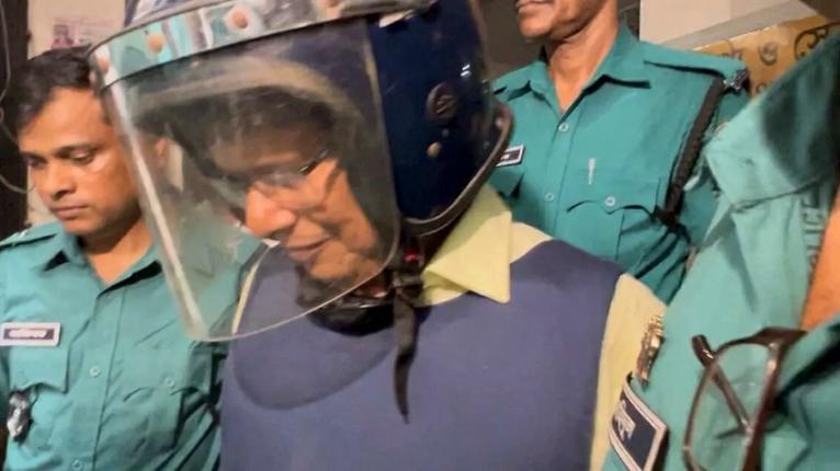 সন্ত্রাসবিরোধী আইনের মামলায় সাবেক সচিব শহীদ খান কারাগারে