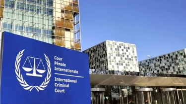 <small>রয়টার্সের রিপোর্ট</small> ইসরাইলি যুদ্ধাপরাধের তদন্ত ঠেকাতে আইসিসি’র সকল কর্মকর্তার ওপর নিষেধাজ্ঞা দিতে পারে যুক্তরাষ্ট্র