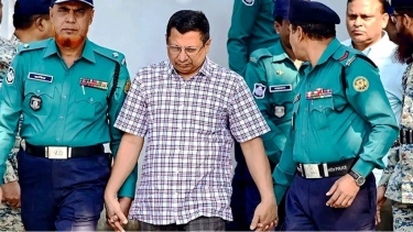 <small>ট্রাইব্যুনালে সাবেক আইজিপি মামুন</small> ‘আপত্তি সত্ত্বেও পুলিশে গোপালগঞ্জ দ্বন্দ্ব আড়াল করতে ফের আইজিপি করা হয় আমাকে’