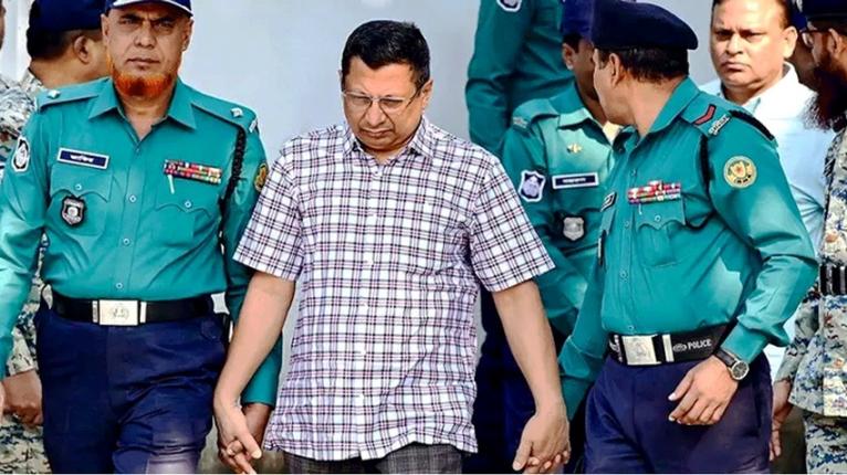 ‘আপত্তি সত্ত্বেও পুলিশে গোপালগঞ্জ দ্বন্দ্ব আড়াল করতে ফের আইজিপি করা হয় আমাকে’