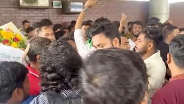 শাহজালালে সাংবাদিকদের সঙ্গে এনসিপি নেতা–কর্মীদের দুর্ব্যবহারের অভিযোগ, সংবাদ সম্মেলন বর্জন