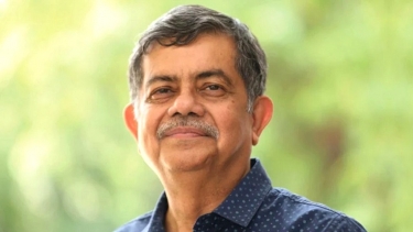 শিক্ষা উপদেষ্টাকে আইনি নোটিশ