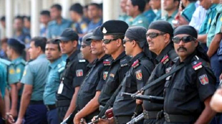 সারা দেশে যৌথ বাহিনীর অভিযানে গ্রেপ্তার ২২৪