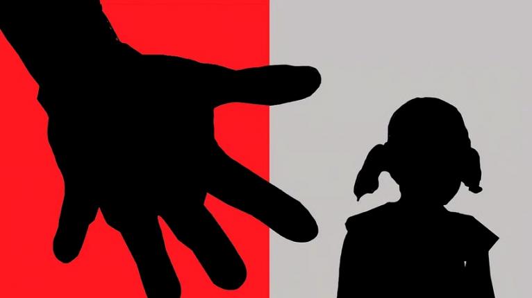 মেয়েকে ধর্ষণ, নরপিশাচ পিতার কারাদণ্ড