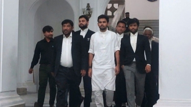 মানবতাবিরোধী অপরাধে জড়িতদের দৃষ্টান্তমূলক শাস্তি চান আসিফ মাহমুদ