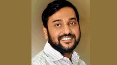 ক্যাসিনো সম্রাটের জামিন বাতিল, গ্রেফতারি পরোয়ানা