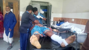 চুয়াডাঙ্গার দামুড়হুদায় জমি নিয়ে রক্তক্ষয়ী সংঘর্ষে, নিহত ১; তিনজনকে রেফার্ড।