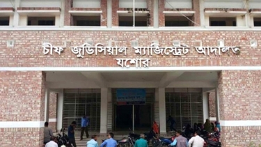 ভ্রূণ হত্যার অভিযোগে স্বামী-শ্বশুর-শাশুড়ির বিরুদ্ধে মামলা