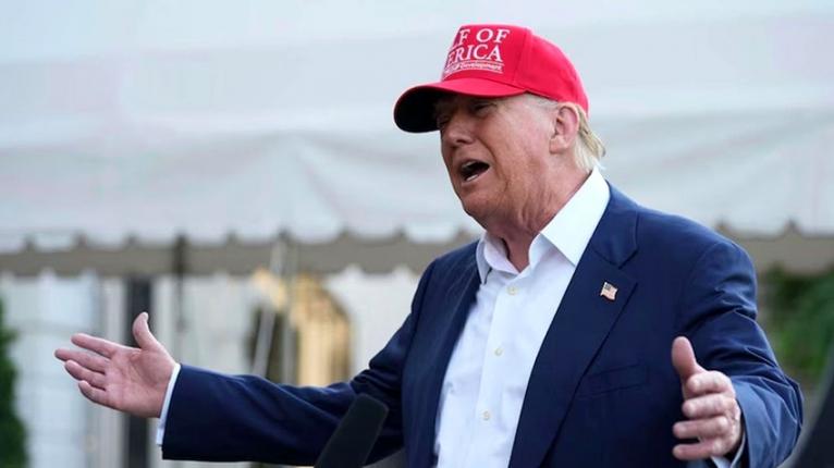 ট্রাম্পের অভিবাসন নীতি, নাগরিকত্ব পাওয়া অভিবাসীরাও শঙ্কিত