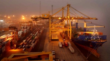 <small>চট্টগ্রাম বন্দর</small> নিউমুরিং টার্মিনাল আপাতত বিদেশিদের কাছে হস্তান্তর নয়