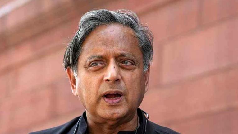 ঢাকার সঙ্গে সরাসরি যোগাযোগ করবেন নয়াদিল্লির কর্মকর্তারা, জানালেন শশী থারুর