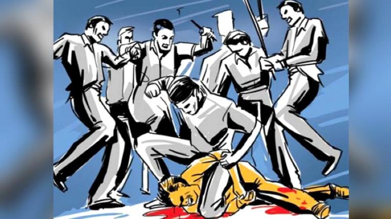 ঘরে-বাইরে নিরাপত্তাহীনতা, সারাদেশে বাধাহীন ‘মব’