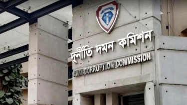 বিটিআরসির সাবেক তিন চেয়ারম্যানসহ ৬ জনের বিরুদ্ধে দুদকের মামলা