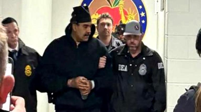 নিউইয়র্কের আদালতে মাদুরো ও তার স্ত্রী