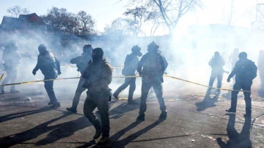 যুক্তরাষ্ট্রে ফেডারেল অভিবাসন এজেন্টদের গুলিতে আরেক মার্কিন নাগরিক নিহত, দেশজুড়ে বিক্ষোভ