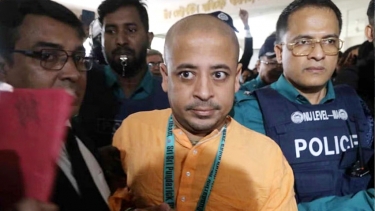 <small>চট্টগ্রামে আইনজীবী আলিফ হত্যা</small> চিন্ময় কৃষ্ণসহ সব আসামির বিচার শুরুর আদেশ