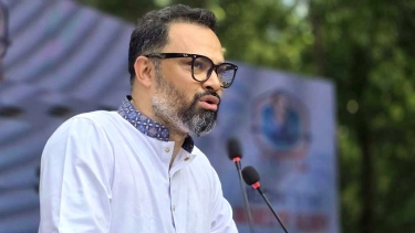 গোলপোস্ট ছেড়ে জনতার ভিড়ে, পল্লবীর অলি-গলিতে আমিনুলের লড়াই