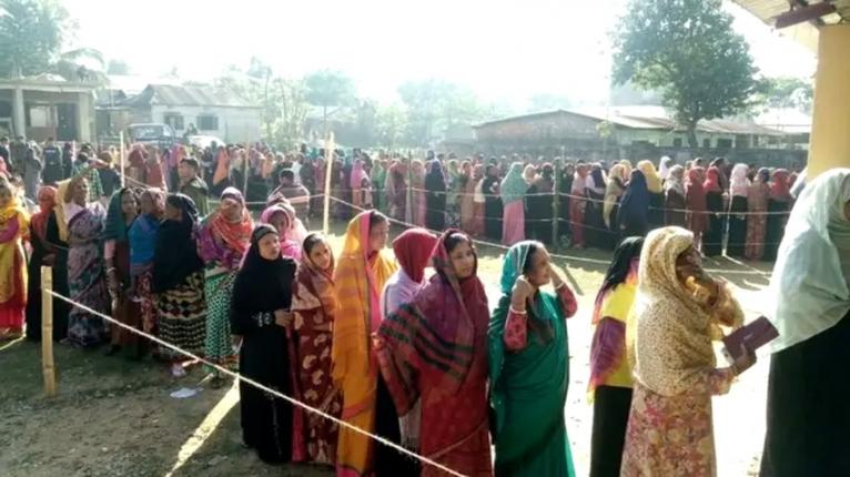 ভোটের দিন কেন্দ্রে যাওয়ার আগে যা সঙ্গে নেবেন, যা নেবেন না