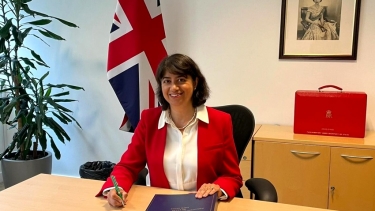 শপথ অনুষ্ঠানে যোগ দিতে ঢাকা আসছেন ব্রিটিশ মন্ত্রী সীমা মালহোত্রা