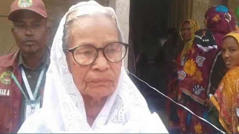 ‘মোর ভোট আরেক জনে দিছে, মুই তো নিজেই দিবার আসনু’