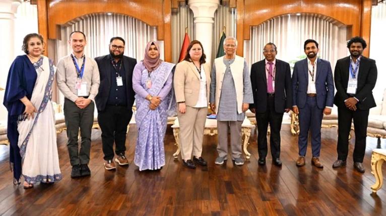 প্রধান উপদেষ্টার সঙ্গে ‘আনফ্রেল’ নির্বাচন পর্যবেক্ষক দলের সাক্ষাৎ