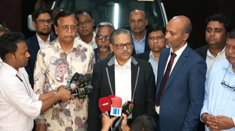 তারেক রহমানকে সমর্থন জানিয়ে ৪ স্বতন্ত্র প্রার্থী সরে দাঁড়ালেন