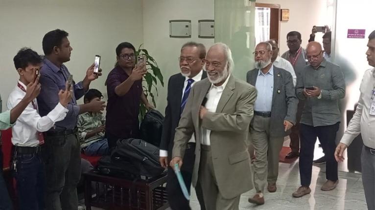 সিইসির সঙ্গে বৈঠকে যাচ্ছে বিএনপির প্রতিনিধি দল