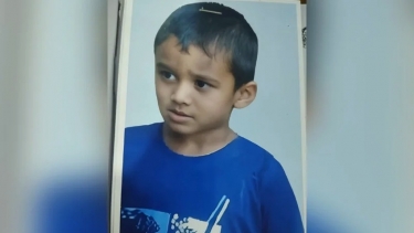 <small>মোবাইল চুরি নিয়ে বিরোধ</small> শিশু রিফাতকে হত্যার পর ড্রামে ভরে লাশ ফেলে দেন মায়া: পুলিশ