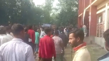 শেরপুরে ধানের শীষে সিল মারা ব্যালট উদ্ধার, একজনকে সাজা