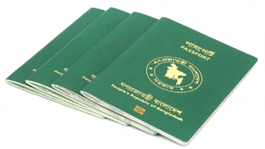 <small>প্রিন্টে আরও ৫১ হাজার</small> পাসপোর্ট পেলো ১৭০০০ রোহিঙ্গা