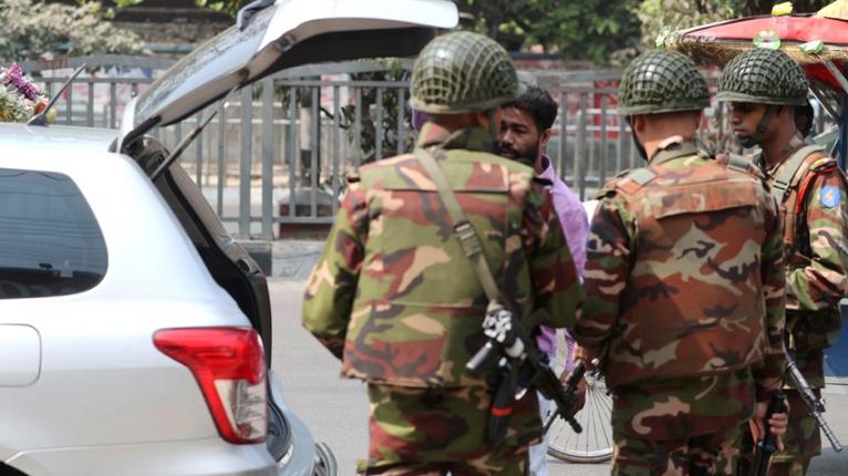 তেলের প্রধান ডিপোগুলোতে সেনাবাহিনী মোতায়েনের নির্দেশ