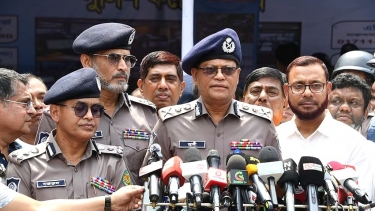 ঈদযাত্রা ঘিরে অনিয়মের সঙ্গে আপস নয়: আইজিপি